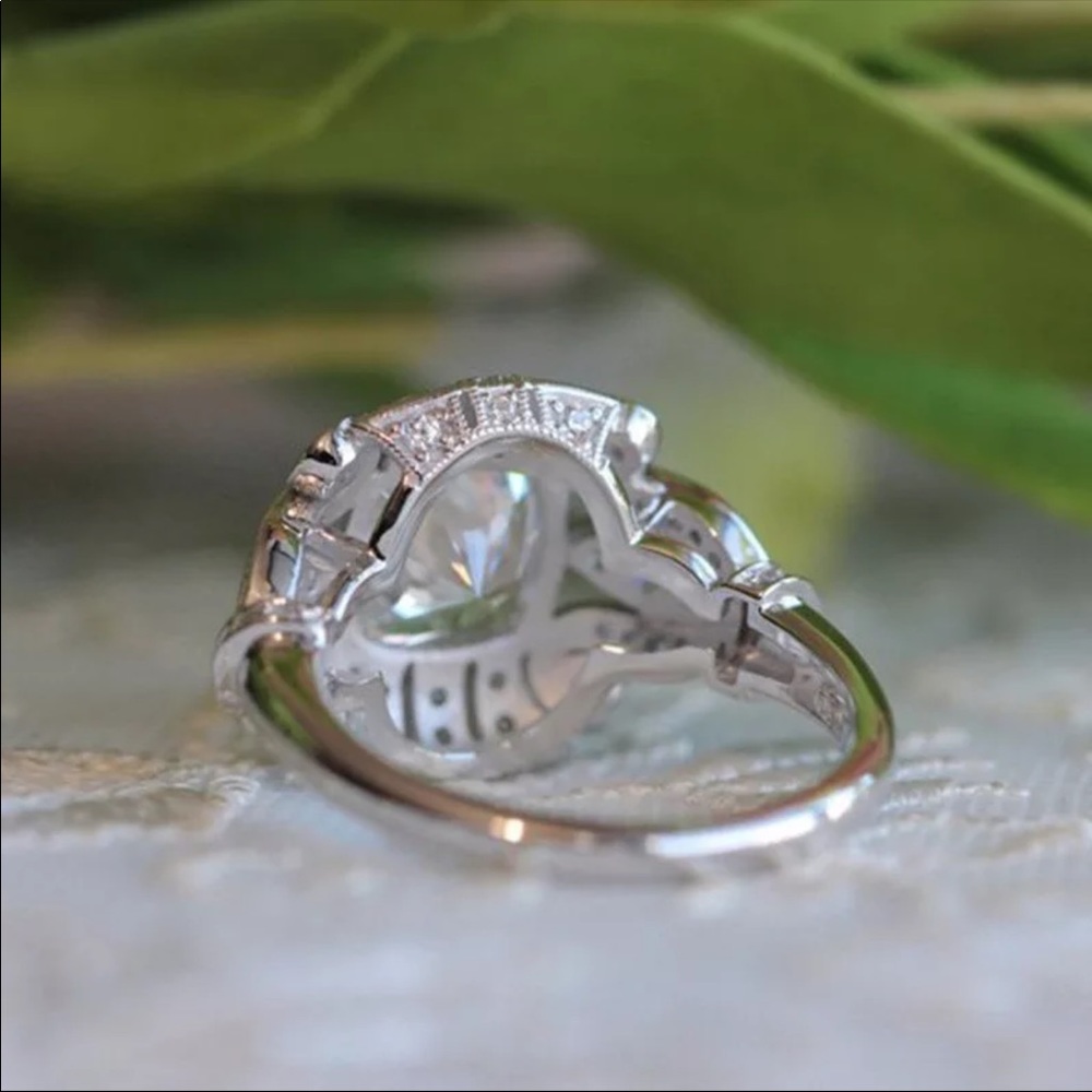 New 925 Silver Sapphire Ring - Picture 5 of 6